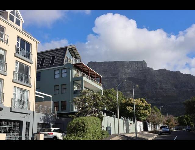 2 BEDROOM PROPERTY TO RENT IN VREDEHOEK